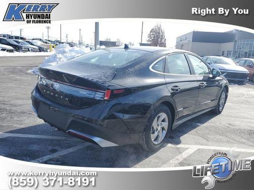 2026 Hyundai SONATA SE