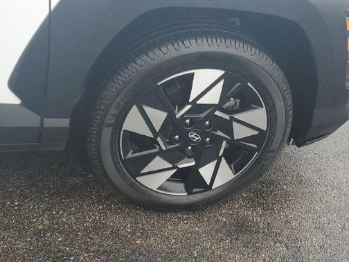 Atlas 2025 Hyundai KONA SEL