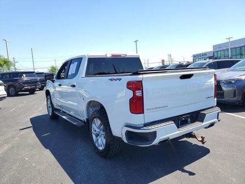 Summit White 2020 Chevrolet Silverado 1500 Custom