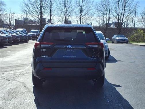 2023 Toyota RAV4 Hybrid XLE