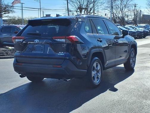 2023 Toyota RAV4 Hybrid XLE