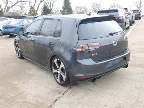 2016 Volkswagen Golf GTI SE