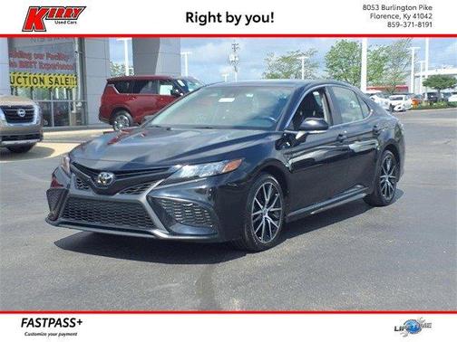 2023 Toyota Camry SE Nightshade