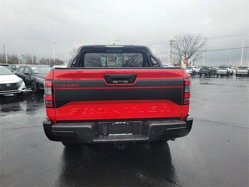 2024 Nissan Frontier SV