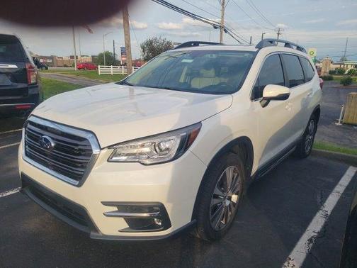 Crystal White Pearl 2021 Subaru Ascent Limited 7-Passenger