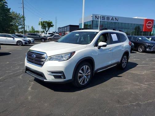 Crystal White Pearl 2021 Subaru Ascent Limited 7-Passenger