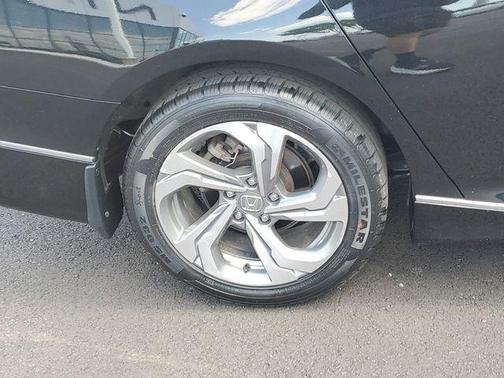 Crystal Black Pearl 2018 Honda Accord EX-L 2.0T