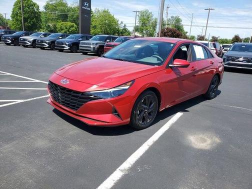 Calypso Red 2021 Hyundai ELANTRA SEL
