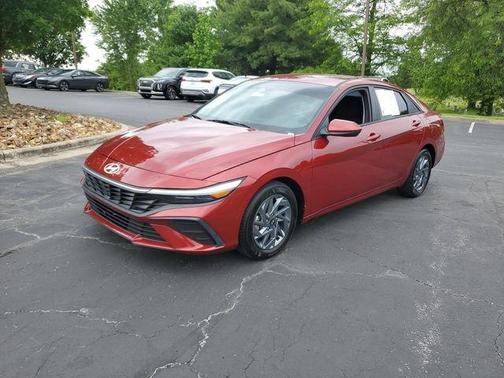 Red 2024 Hyundai ELANTRA SEL