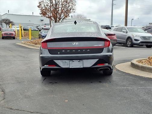 2021 Hyundai SONATA Limited