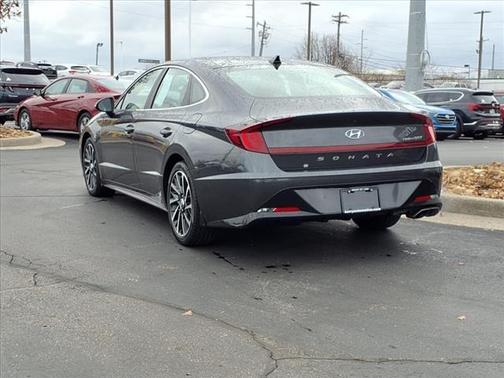2021 Hyundai SONATA Limited