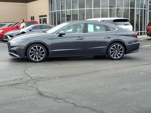 2021 Hyundai SONATA Limited