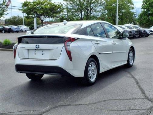 2016 Toyota Prius Two