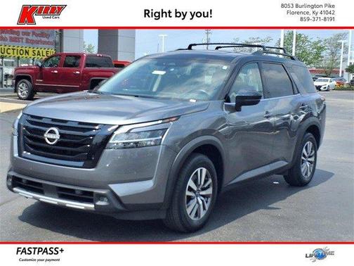 2023 Nissan Pathfinder SL