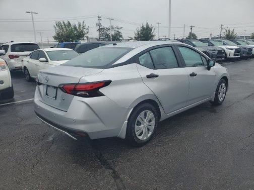 Brilliant Silver Metallic 2025 Nissan Versa S