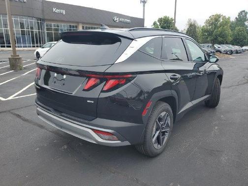Phantom Black 2026 Hyundai TUCSON SEL