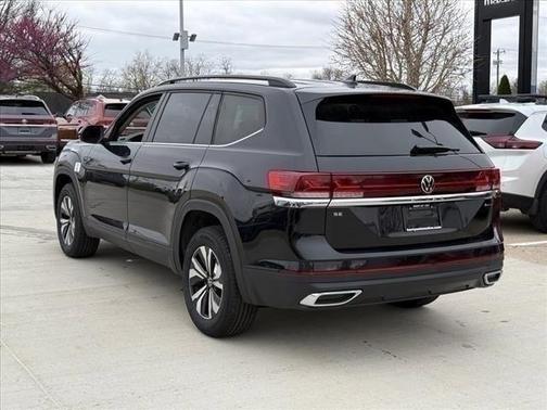2025 Volkswagen Atlas 2.0T SE