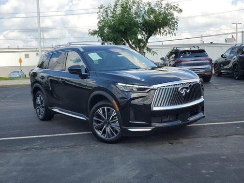 Diamond Black 2026 INFINITI QX60 Luxe