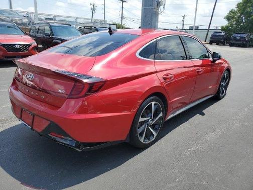 Calypso Red 2021 Hyundai SONATA SEL Plus