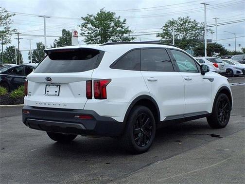 2021 Kia Sorento S