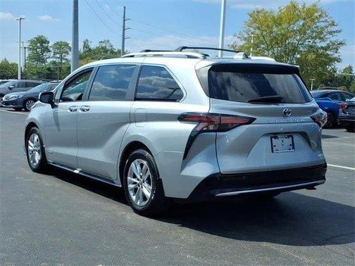 2021 Toyota Sienna Limited
