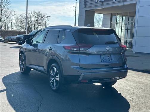 2024 Nissan Rogue SL