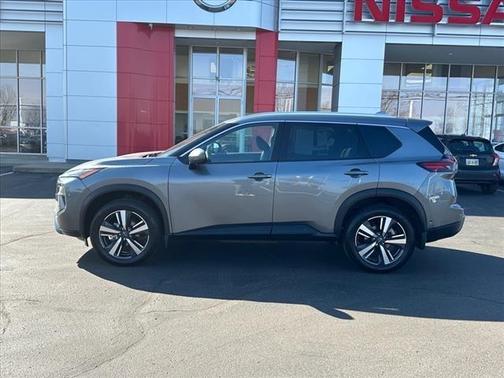 2024 Nissan Rogue SL