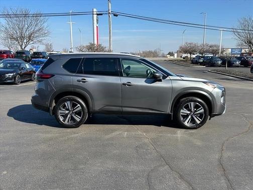 2024 Nissan Rogue SL