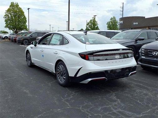 2025 Hyundai SONATA Hybrid SEL