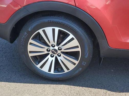 Signal Red 2014 Kia Sportage EX