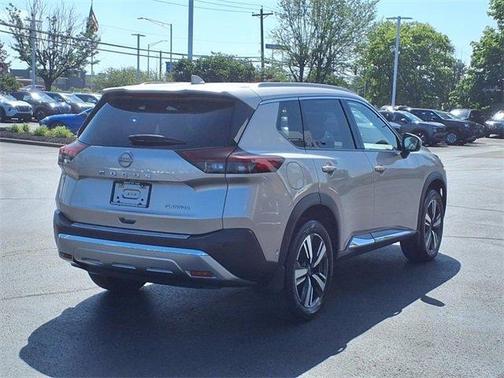2022 Nissan Rogue Platinum