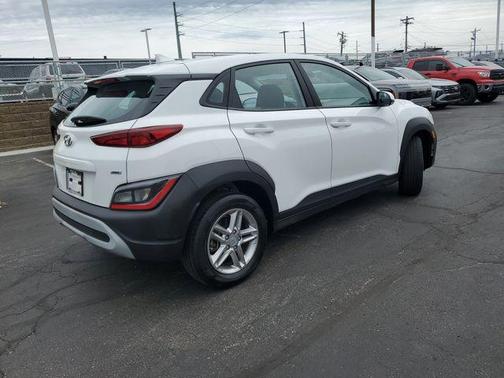 Lunar White 2023 Hyundai KONA SE