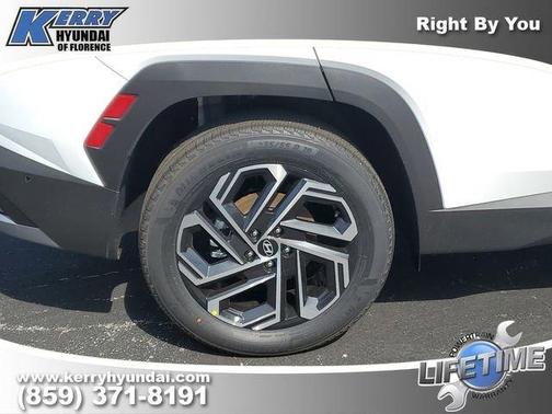 Pearl 2026 Hyundai TUCSON Hybrid Limited