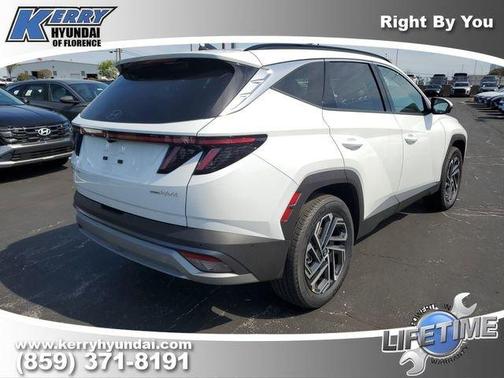 Pearl 2026 Hyundai TUCSON Hybrid Limited