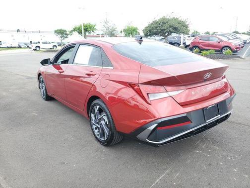 Red 2025 Hyundai ELANTRA SEL Convenience
