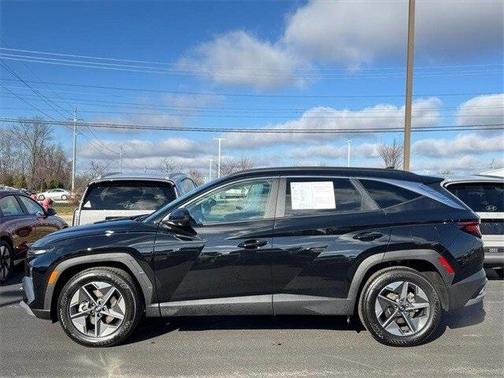 2025 Hyundai TUCSON SEL