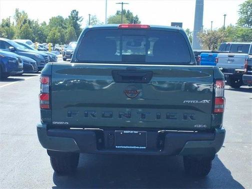 2023 Nissan Frontier PRO-4X