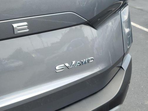 Gun Metallic 2021 Nissan Rogue SV