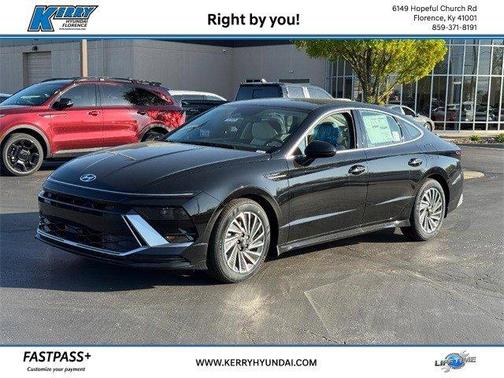 2025 Hyundai SONATA Hybrid SEL