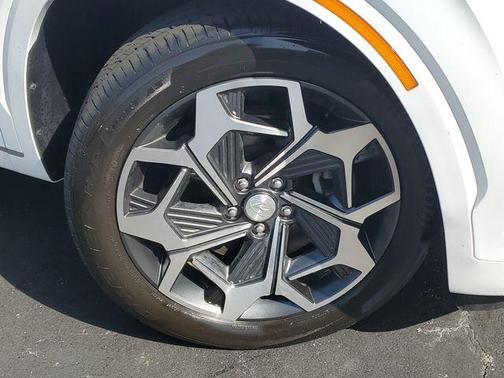Hyper White 2021 Hyundai PALISADE Calligraphy