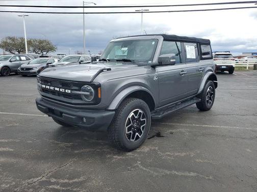 2021 Ford Bronco Outer Banks
