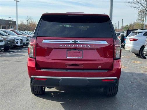 2021 Chevrolet Suburban LT