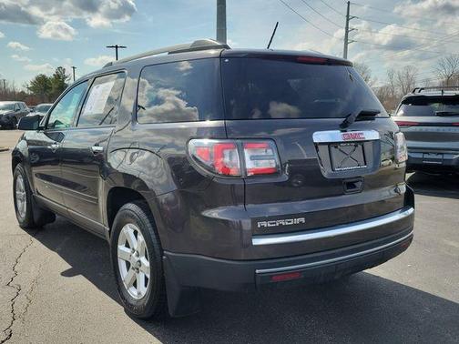 2015 GMC Acadia SLE-2