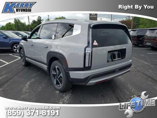 Cyber Gray 2026 Hyundai IONIQ 9 SE