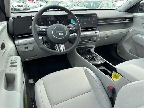 2025 Hyundai KONA SEL