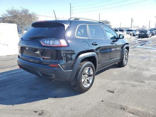 2019 Jeep Cherokee Trailhawk