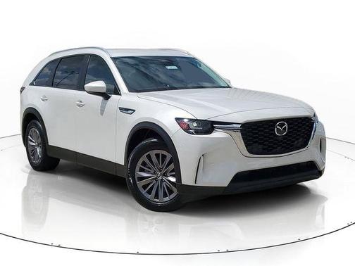 Rhodium White Premium 2025 Mazda CX-90 SE