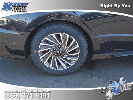 2026 Hyundai SONATA Hybrid SEL