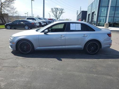Florett Silver Metallic 2018 Audi A4 2.0T Premium Plus