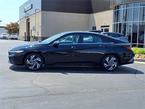 2025 Hyundai ELANTRA HEV Limited